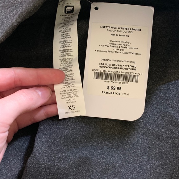 NWT Fabletics Leggings - Picture 2 of 3